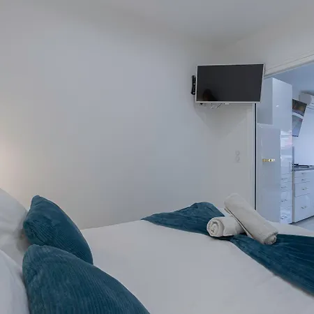 شقة Luxury Maubourg - Vue - Croisette 50m - Clim - Terrasse كان